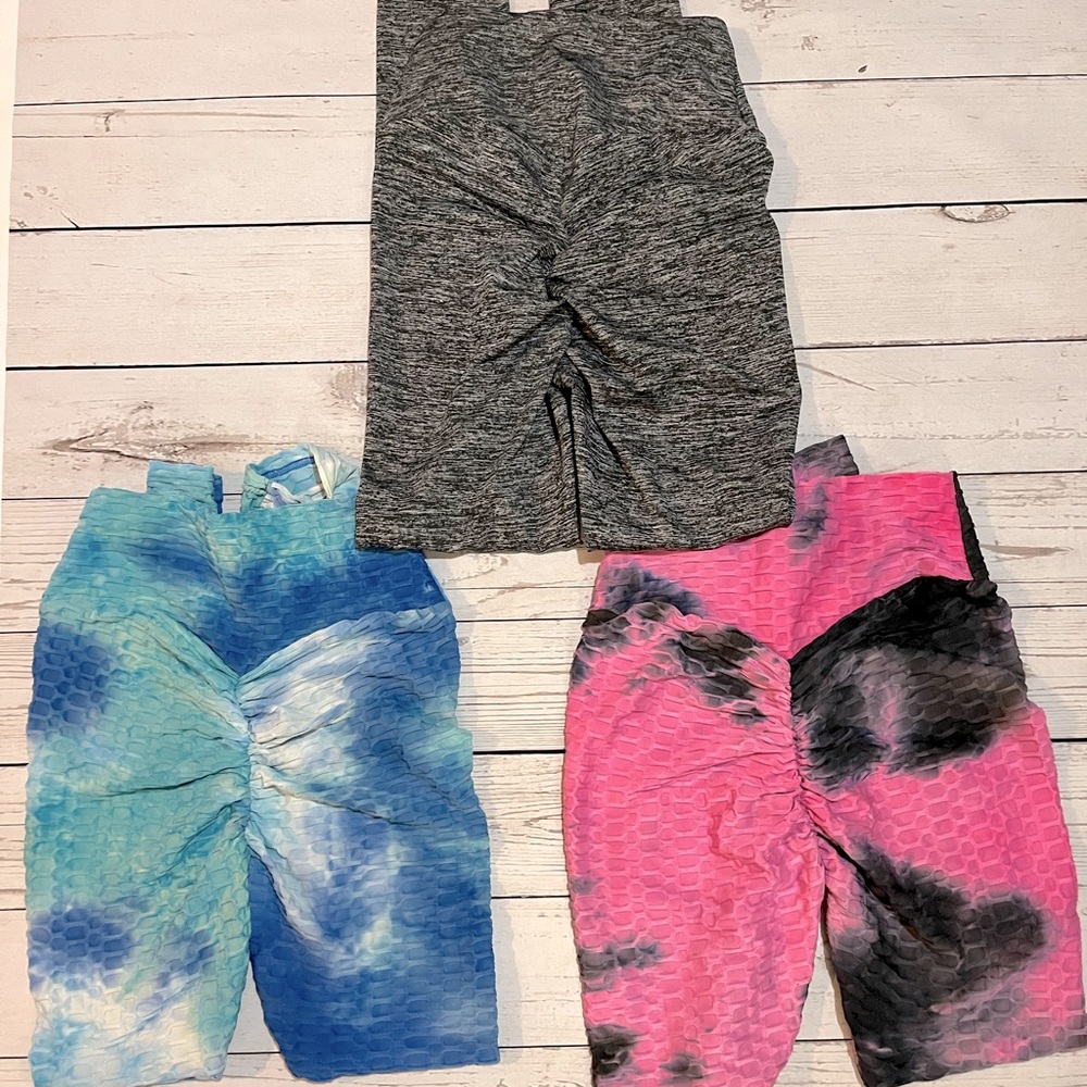 Tik Tok Booty Scrunch gray and pink and blue Tie Dye Legging S/M